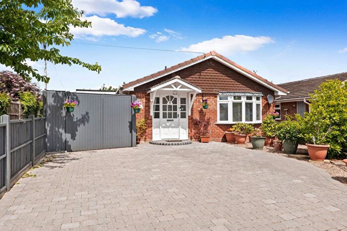 3 Bedroom Bungalow For Sale In Jacomb Road, Lower Broadheath, Worcester., WR2