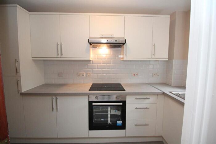 1 Bedroom Flat To Rent In Redoubt Close, Hitchin, Hertfordshire, SG4