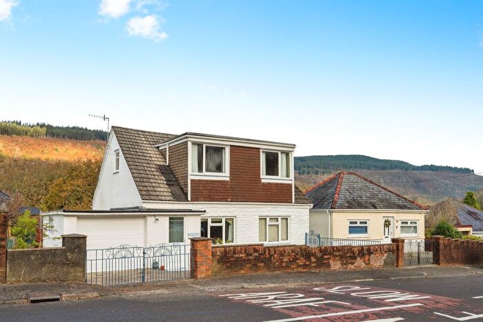 4 Bedroom Detached House For Sale In Lletty Dafydd, Clyne, Neath, SA11