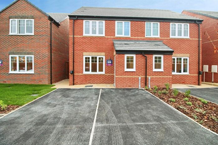 3 Bedroom Semi Detached House To Rent In Argus Lane, Sherburn-in-Elmet, LS25