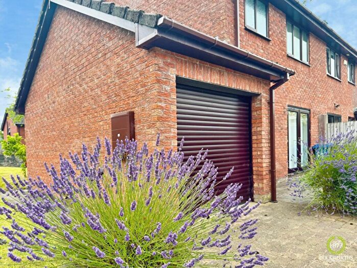 3 Bedroom Semi-Detached House For Sale In Prince Lee Meadows, Darwen, BB3