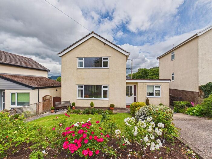 3 Bedroom Detached House For Sale In Elms Road, Govilon, NP7