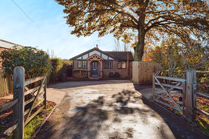 3 Bedroom Bungalow For Sale In Brenchley Road, Horsmonden, Tonbridge, Kent, TN12