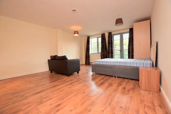 Apartment To Rent In White Croft Works, Furnace Hill, S3