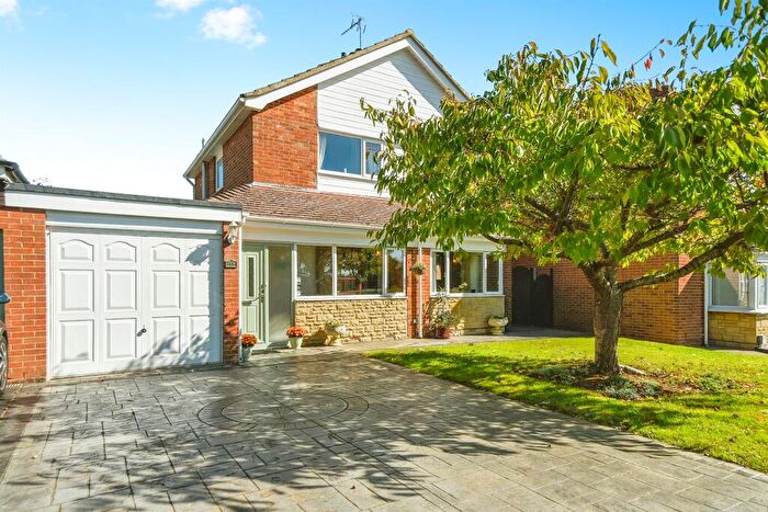 3 Bedroom Detached House For Sale In Station Road, Shrivenham, Swindon, SN6