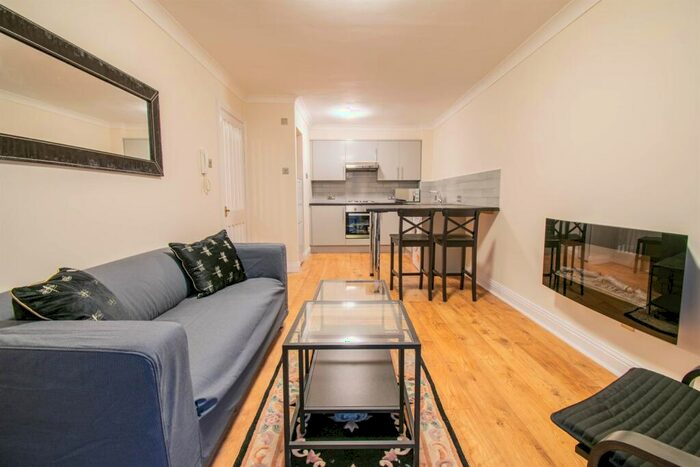 1 Bedroom Apartment To Rent In Deneside Court, Newcastle Upon Tyne, NE2