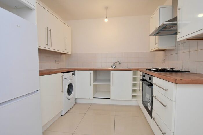 3 Bedroom Terraced House To Rent In Northwood Way, London, SE19