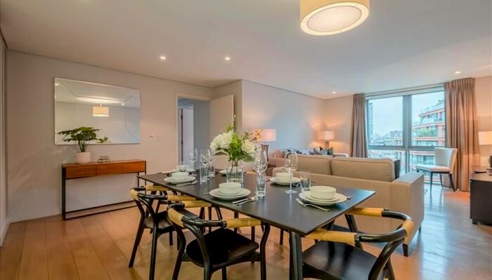 3 Bedroom Flat To Rent In Merchant Square, Paddington, W2
