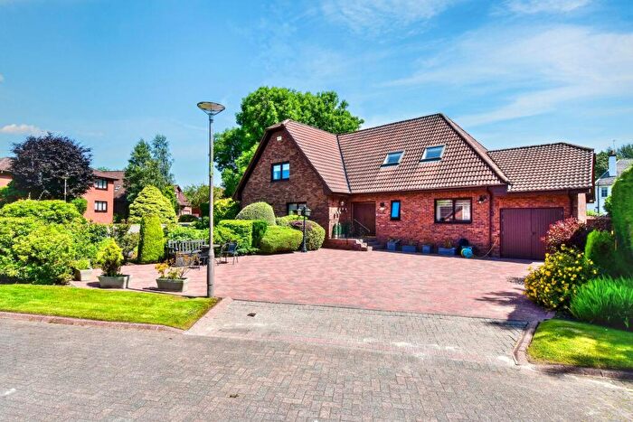 7 Bedroom Detached House For Sale In Linn Gardens, Cumbernauld, G68