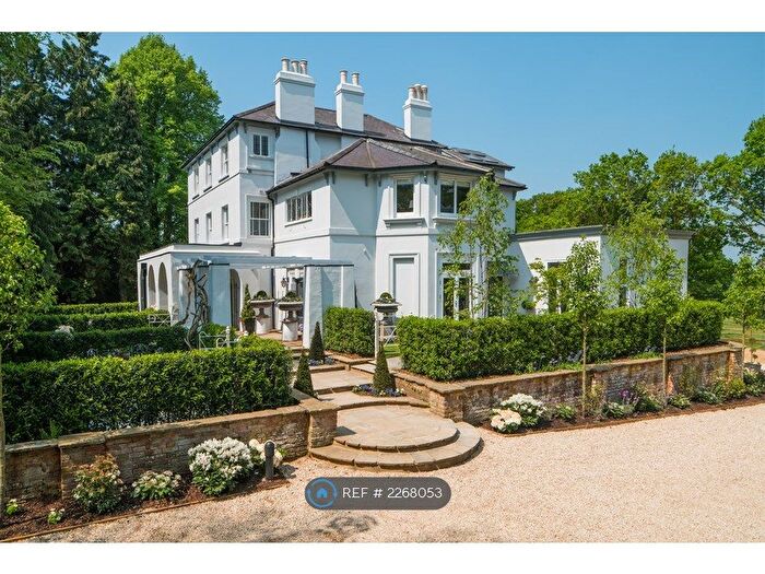 1 Bedroom Flat To Rent In Popeswood Manor, Binfield, Bracknell, RG42