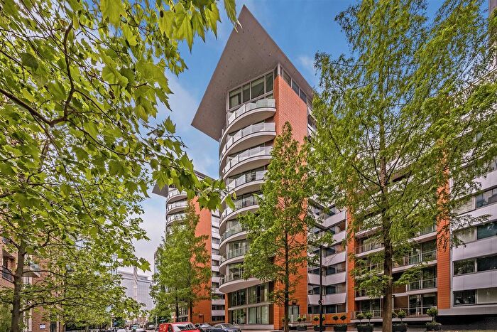 1 Bedroom Flat For Sale In Hermitage Street, London, W2