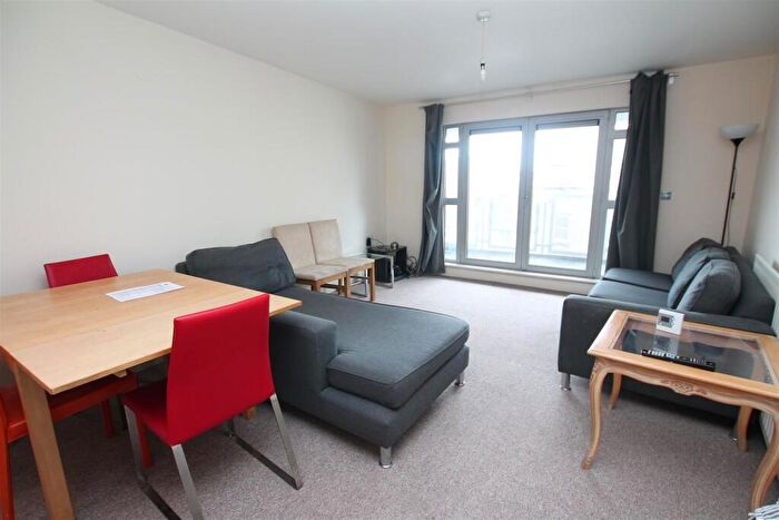 2 Bedroom Flat To Rent In Grand Parade, Brighton, BN2