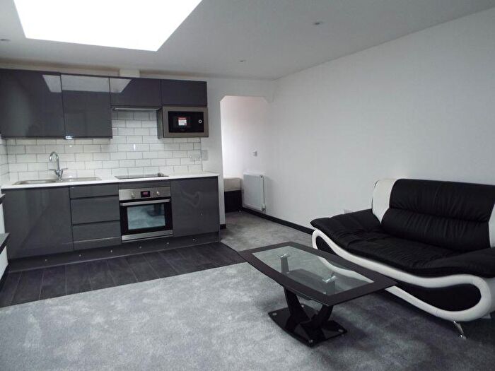 1 Bedroom Flat To Rent In Lindon House, Heeley Road, Birmingham, B29