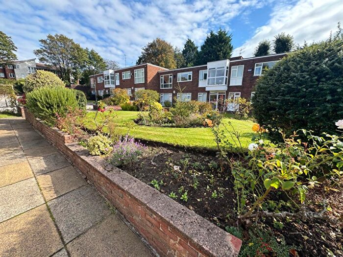 2 Bedroom Flat To Rent In Dudlow Nook Road, Liverpool, Merseyside, L18