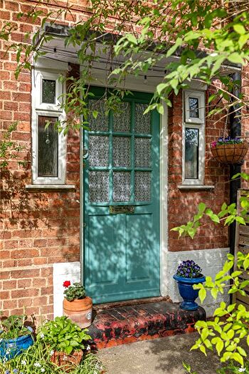 3 Bedroom Flat For Sale In Croxted Road, West Dulwich, SE21