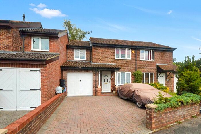 4 Bedroom Semi-Detached House For Sale In Mannington Lane, Westlea, Swindon, Wiltshire, SN5