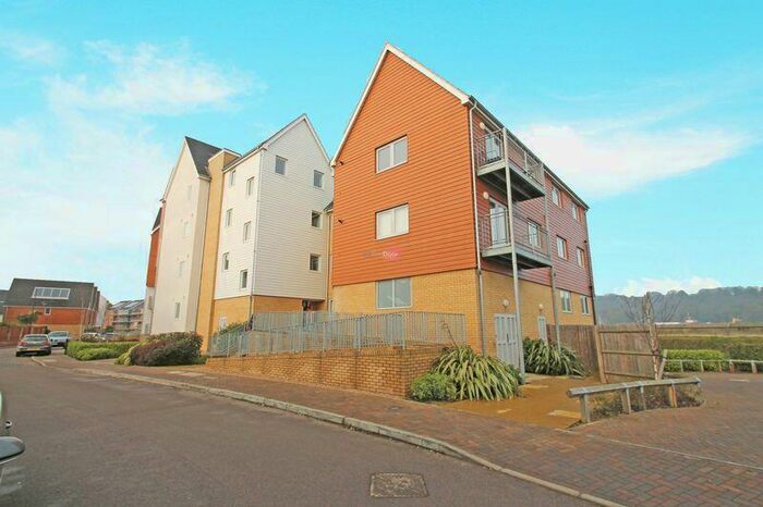 1 Bedroom Flat To Rent In The Shoreway, Chatham, ME4