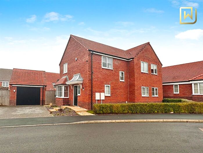 4 Bedroom Detached House For Sale In Poplar Heights, Duckmanton, Chesterfield, Derbyshire, S44