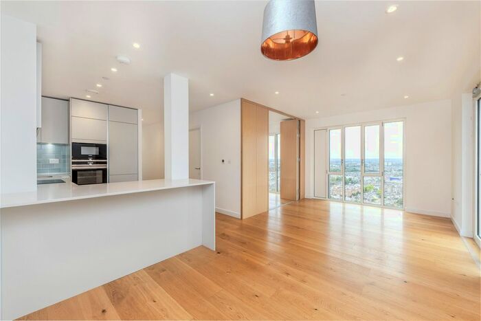 3 Bedroom Property To Rent In Mapleton Crescent, Wandsworth, SW18