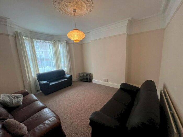 5 Bedroom Terraced House To Rent In Mayfair Road, Newcastle Upon Tyne, NE2
