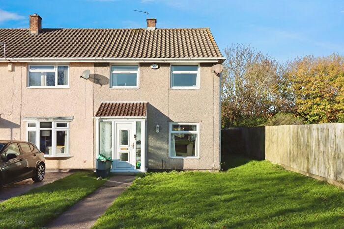 2 Bedroom End Terrace House For Sale In Blakeney Road, Patchway, Bristol, BS34