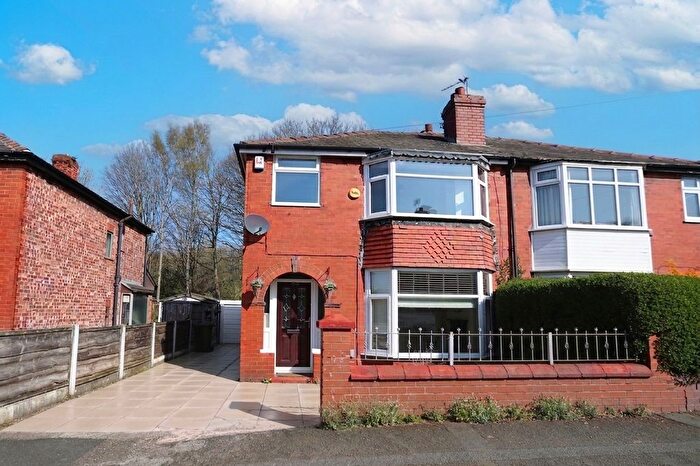 3 Bedroom Semi Detached House For Sale In St. Anns Road, Prestwich, M25