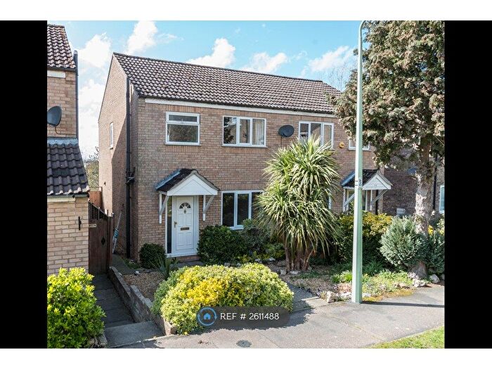 3 Bedroom Semi-Detached House To Rent In Waveney Road, Bungay, NR35