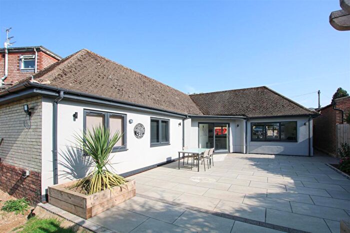 3 Bedroom Detached Bungalow For Sale In The Dip, Newmarket, CB8