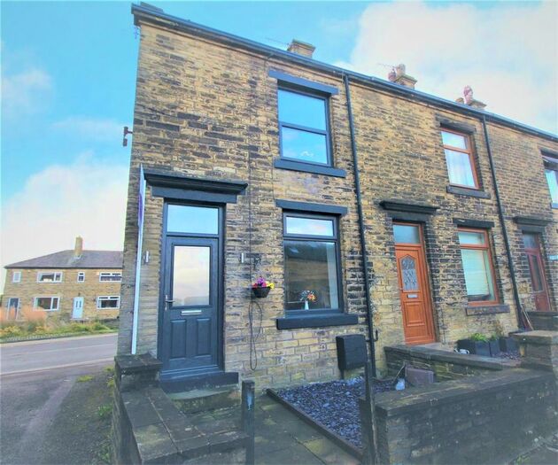1 Bedroom End Terrace House For Sale In West Street, Shelf, Halifax, HX3