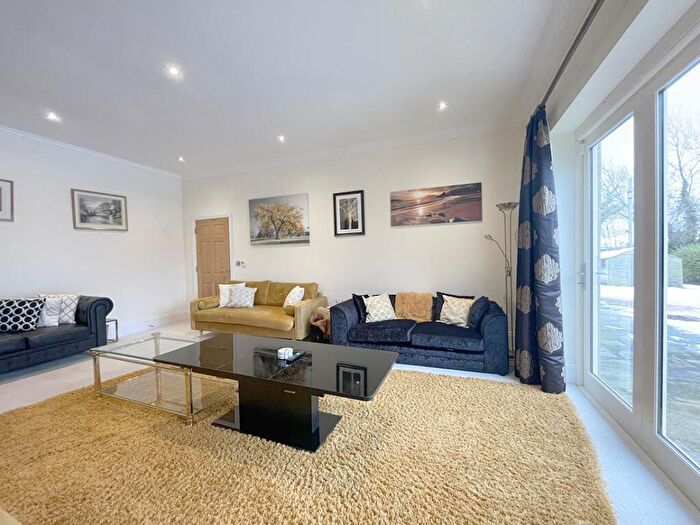 6 Bedroom Detached House To Rent In Harrogate Road, North Rigton, LS17
