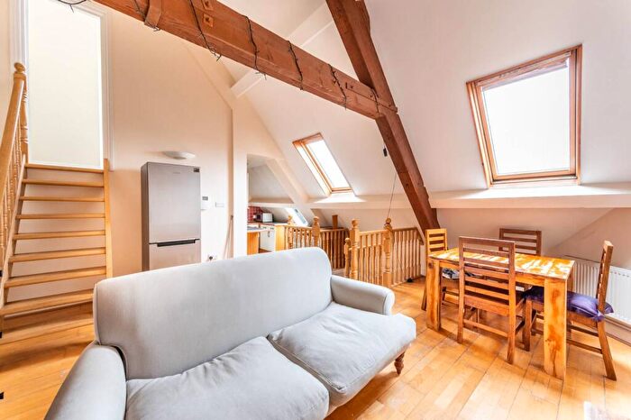 3 Bedroom Maisonette To Rent In Anson Road, Willesden Green, London, NW2