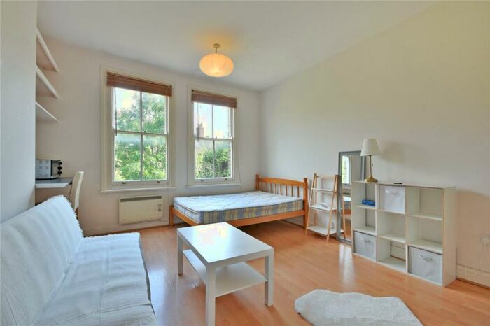 Studio To Rent In Dennington Park Road, West Hampstead, NW6
