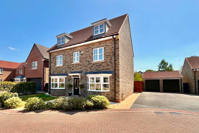 5 Bedroom Detached House For Sale In Badgers Holt, Branton, Doncaster, DN3