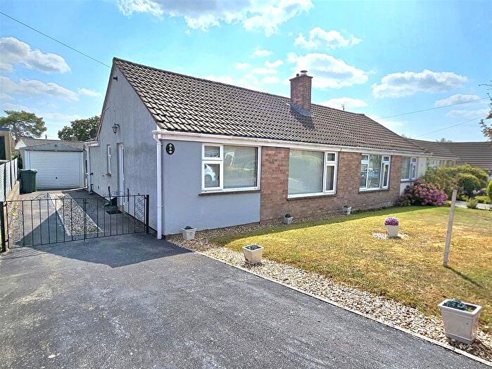 2 Bedroom Semi-detached Bungalow For Sale In Tylers Way, Chalford Hill, Stroud, GL6