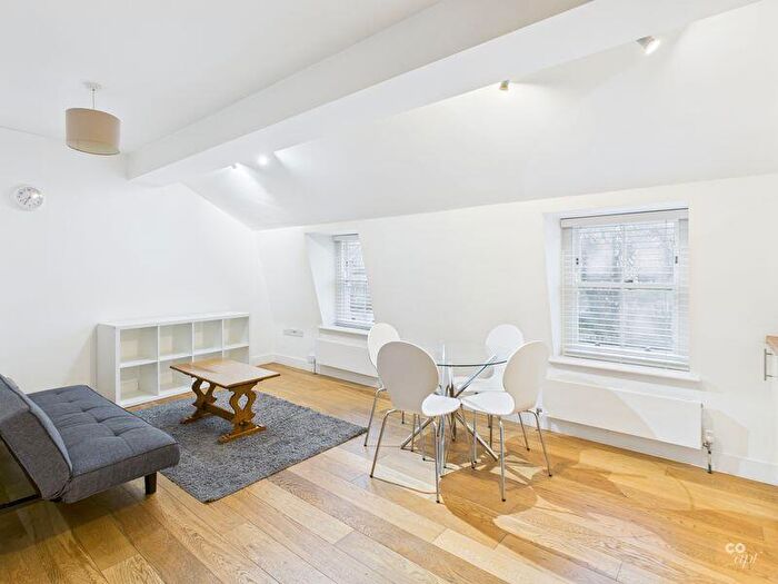 2 Bedroom Flat To Rent In Church Street, BN1