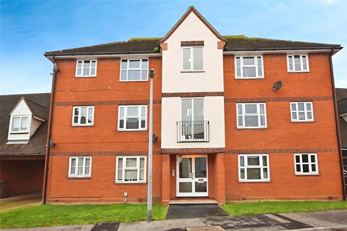 2 Bedroom Flat For Sale In Gandalfs Ride, South Woodham Ferrers, Chelmsford, Essex, CM3