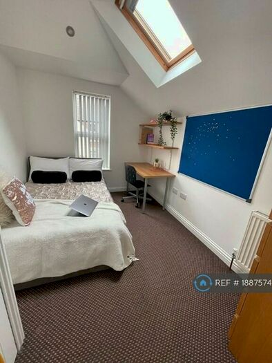 6 Bedroom Terraced House To Rent In Cottesmore Road, Nottingham, NG7