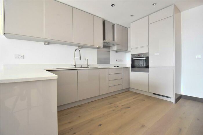 1 Bedroom Apartment To Rent In Station Square, Cambridge, CB1