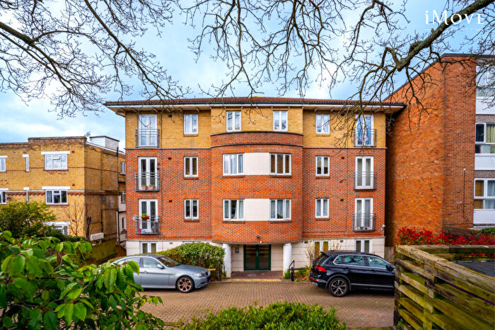 2 Bedroom Flat For Sale In Empire Court, Grange Road, London, SE19