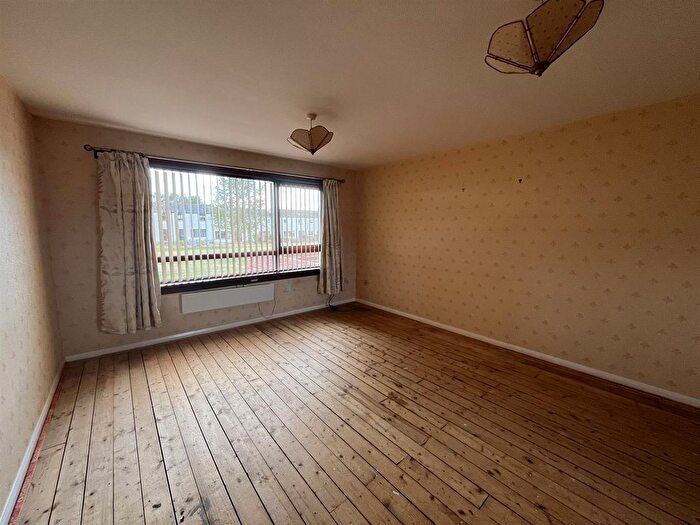 3 Bedroom Terraced House For Sale In Waulkmill Grove, Elgin, IV30