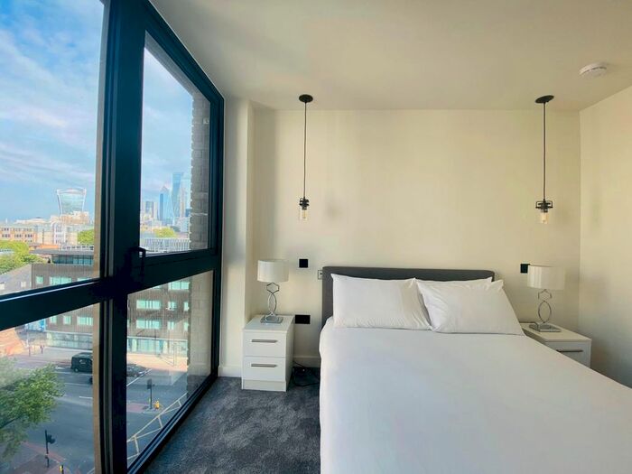 2 Bedroom Flat To Rent In Emery Way, London, E1W