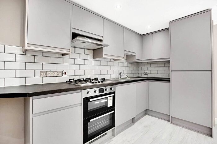 1 Bedroom Flat To Rent In Digby Crescent, Highbury, London, N4