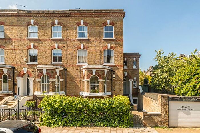 2 Bedroom Flat For Sale In Offerton Road, Clapham, SW4