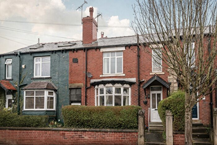 3 Bedroom Terraced House For Sale In Linscott Road, Sheffield, S8
