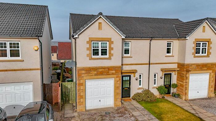 3 Bedroom Semi Detached House For Sale In Admirals Walk, Inverness, IV2
