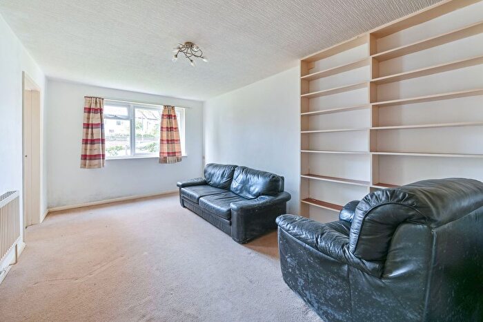 1 Bedroom Flat For Sale In Selhurst Road, Croydon, London, SE25