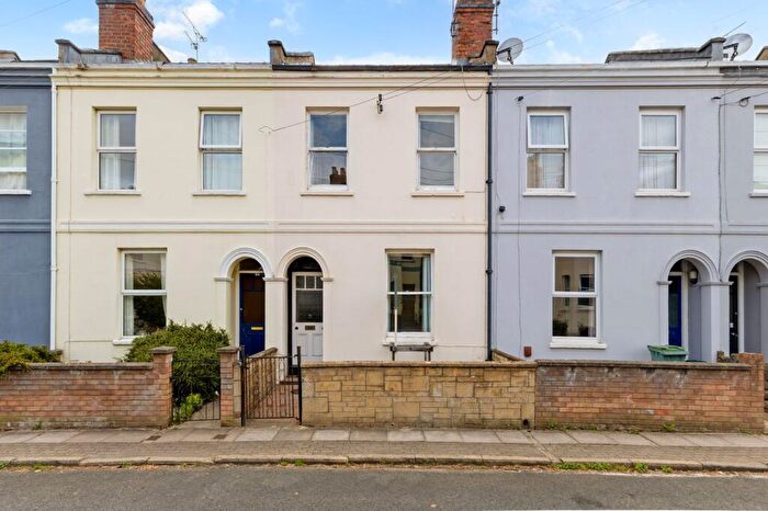 2 Bedroom Town House For Sale In Marle Hill Parade, Cheltenham, GL50