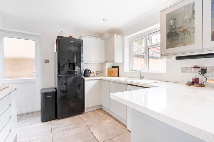 3 Bedroom Detached House For Sale In Foxglove Close, Worlingham, NR34