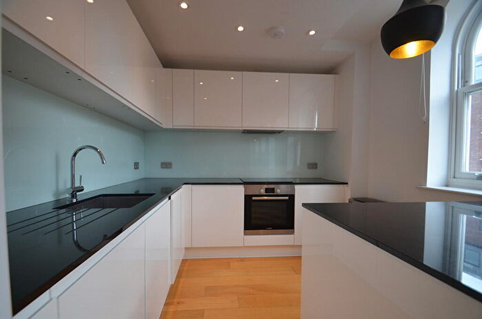 2 Bedroom Apartment To Rent In Sheet Street, Windsor, SL4