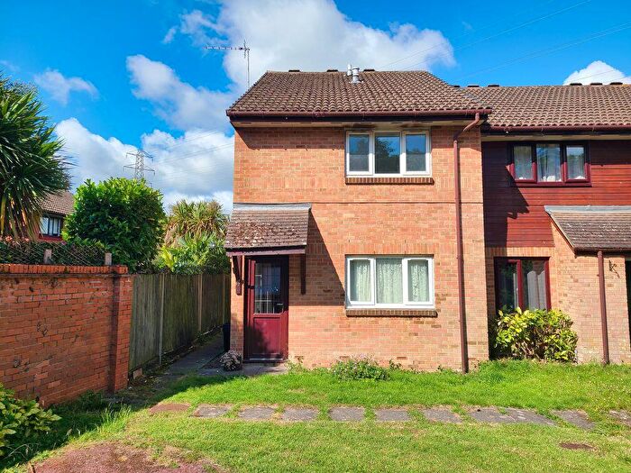 1 Bedroom Maisonette For Sale In Nickleby Gardens, West Totton, SO40